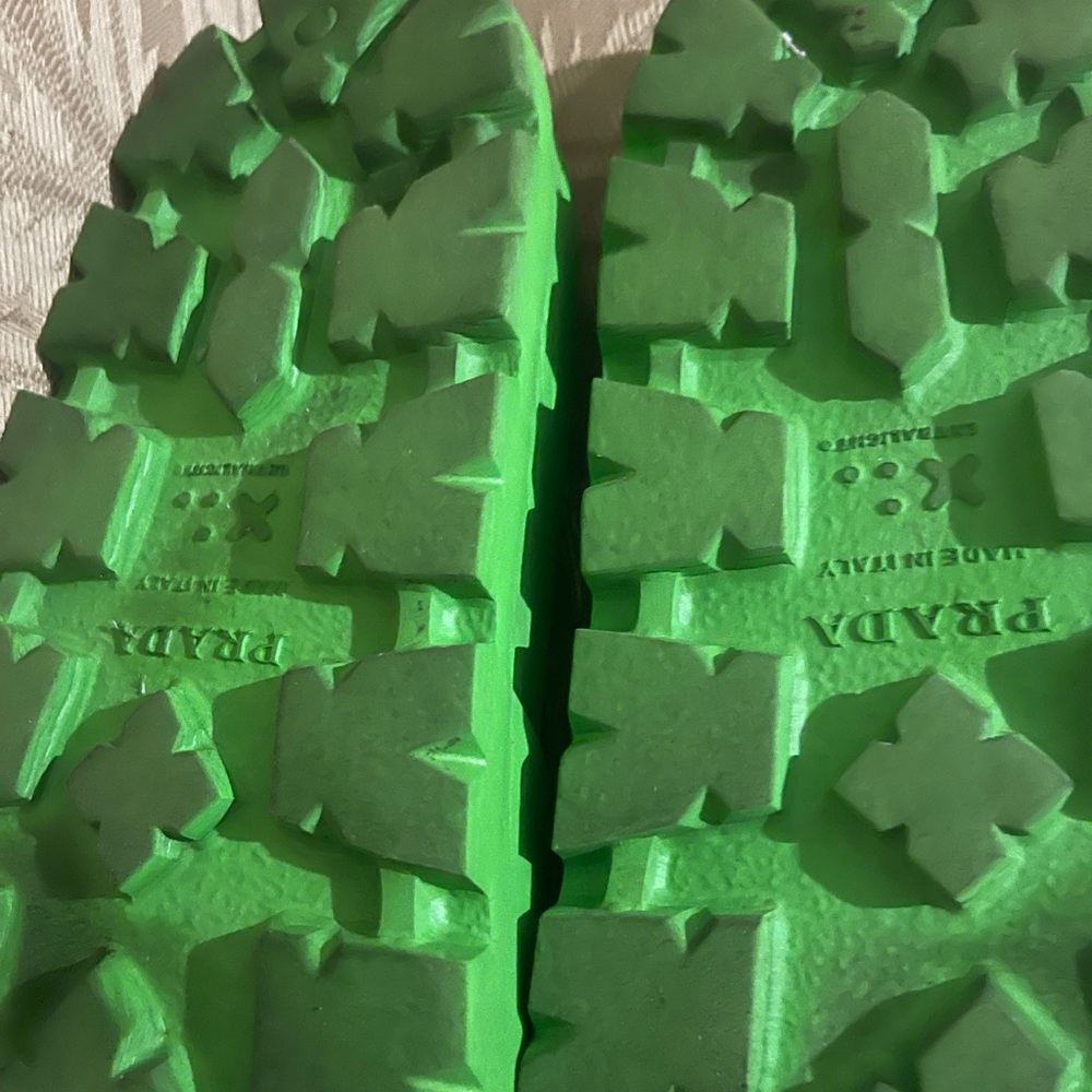 Prada lug sole slides- size 38 - Picture 6 of 6